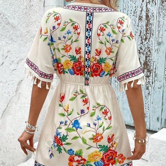 Apricot Boho Womens Floral Print Tassel Trim Batwing Sleeve Dress - Picture 2 of 5